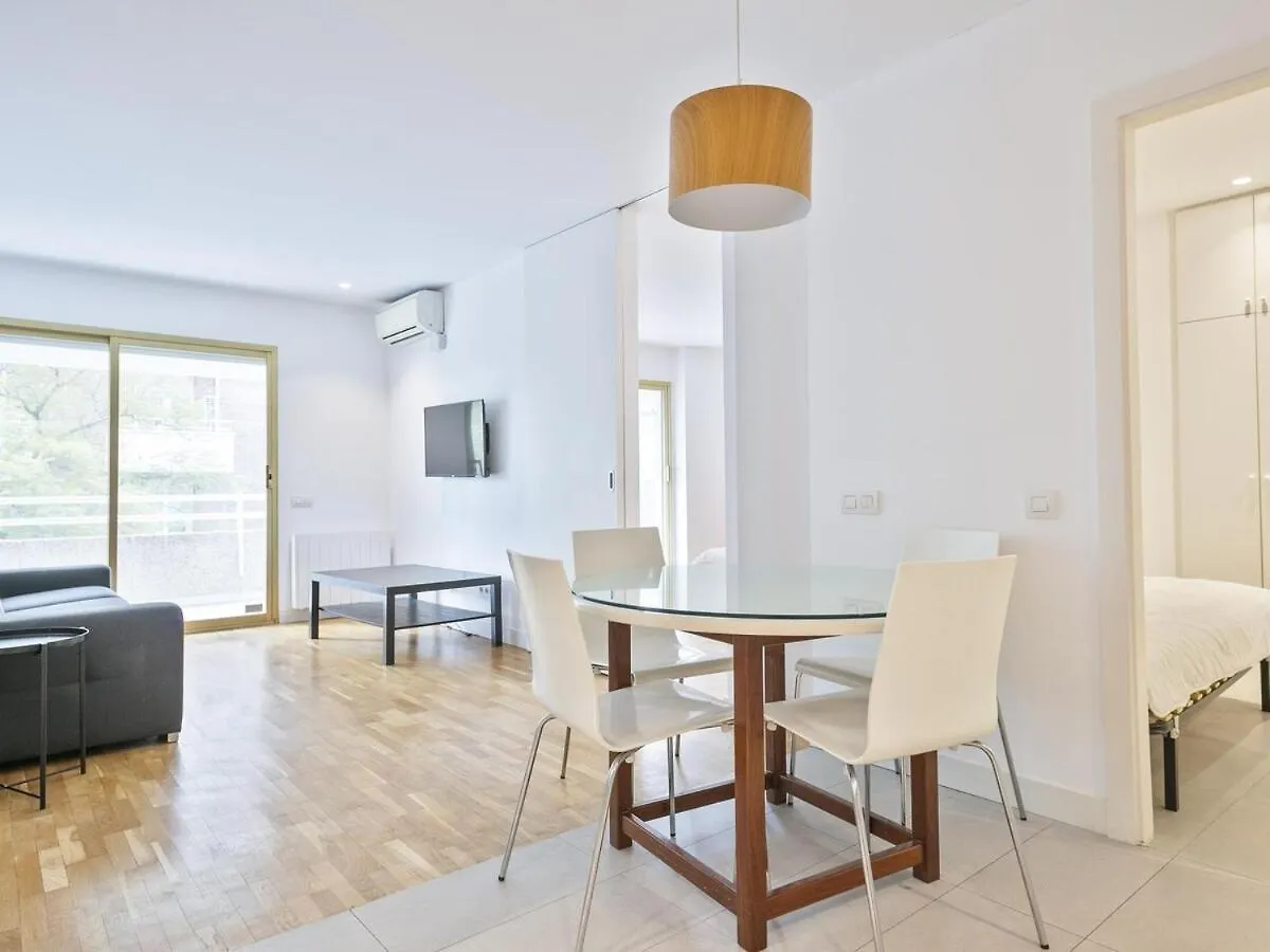 Winahost Barcelona Pedralbes Daire